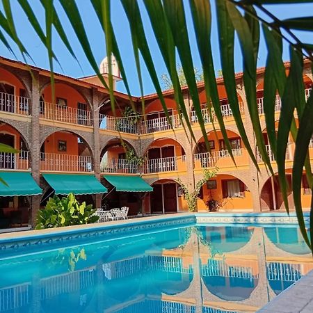 Hotel Hf Hacienda San Francisco Puente Nacional Extérieur photo